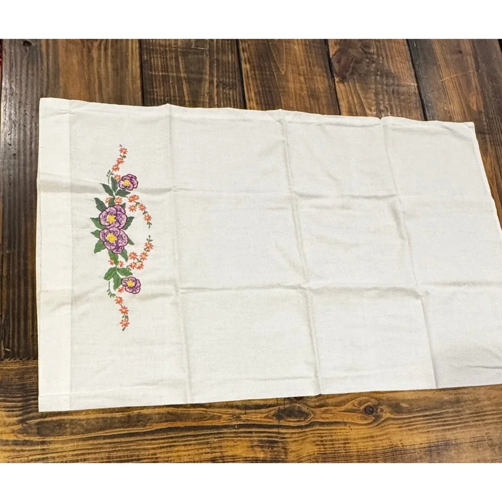 Vintage Hand Embroidered 2 Paisley Pillowcases Pair White Floral Cottagecore
